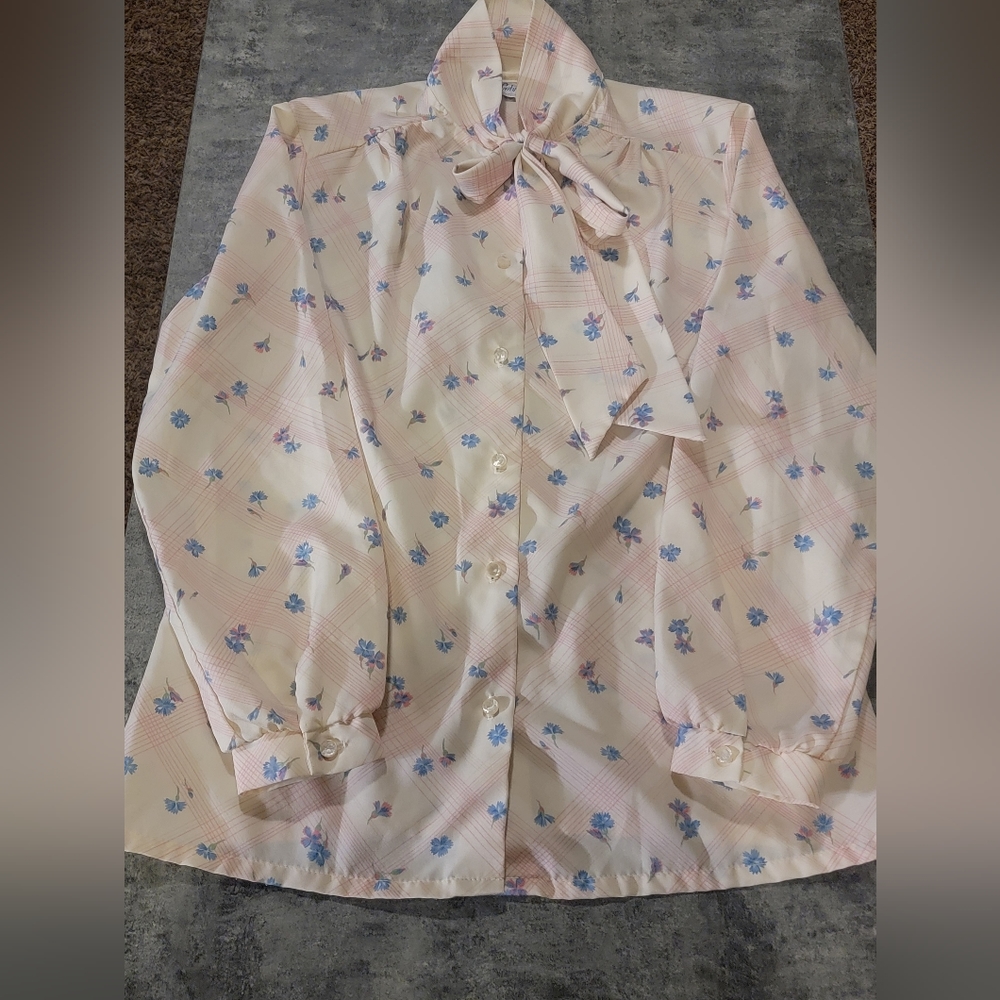 Vintage Lady Holiday Shirt